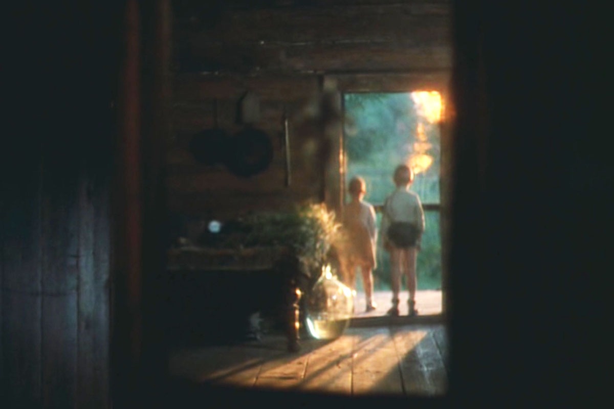 Кадр из фильма «Зеркало» | FEELLINI — ваш проводник в мире кино